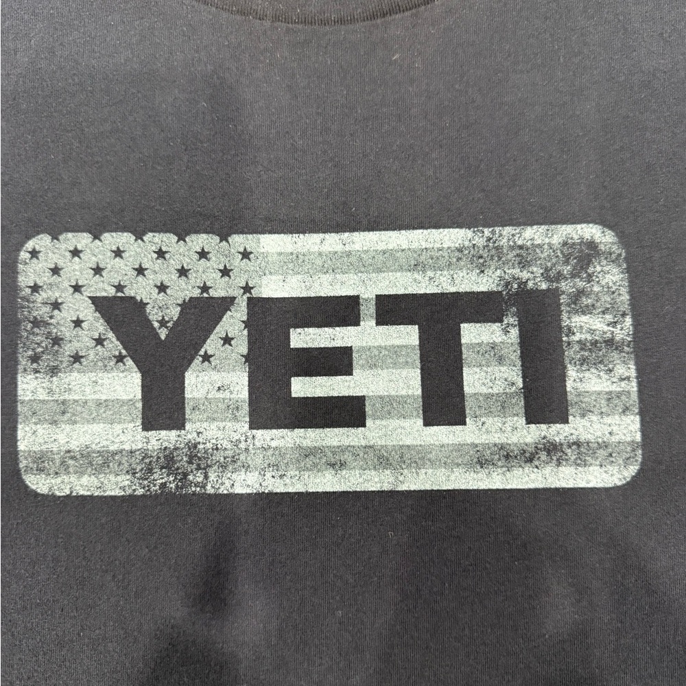YETI Men's Charcoal Tee - Picture 2 of 4
